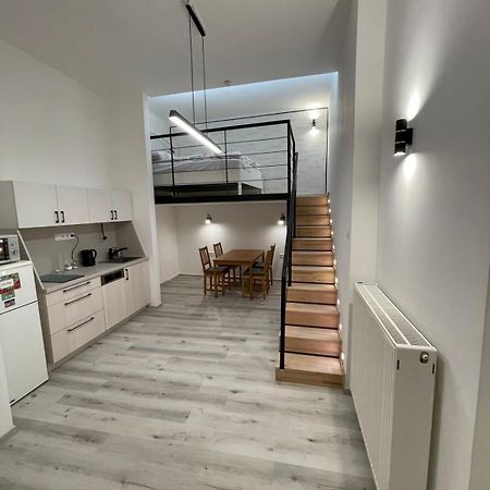 Szekely Apartment Near Deak Ferenc Square With Free Parking In Garage Budapest Eksteriør bilde
