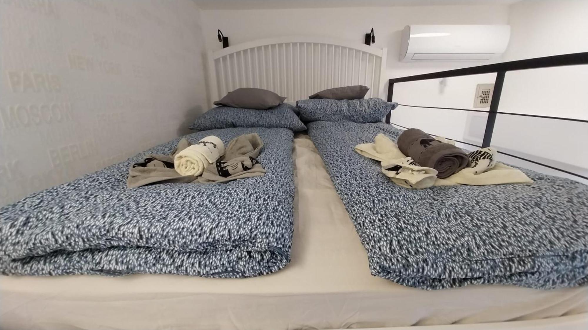 Szekely Apartment Near Deak Ferenc Square With Free Parking In Garage Budapest Eksteriør bilde